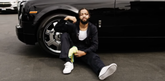 JoeeBilli Premieres 'Feel Like This'