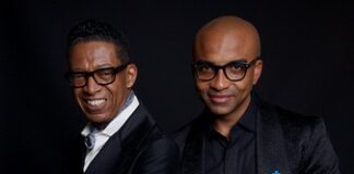 The Manhattan Chamber of Commerce Honored b michael AMERICA Global With the 2019 “Company to Watch” Award