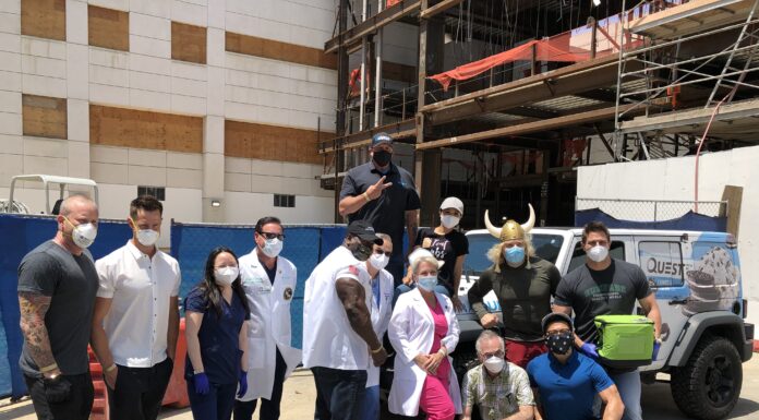 Hollywood Physique Expert, Eric the Trainer, Offers Free Live Virtual Workout Classes