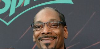 Snoop Dogg Gives Insight on Verzuz, Sports Protests, Police Brutality, and the Passing of Chadwick Boseman