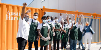 Teens Transform Liquor Store Into Fresh Food Market