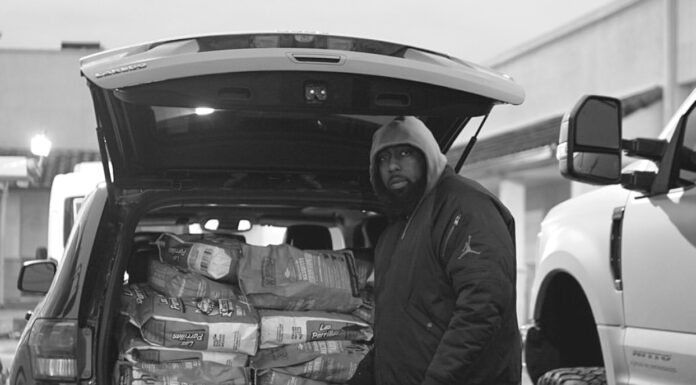 Trae Tha Truth Helping Houstonians Survive Inclement Weather