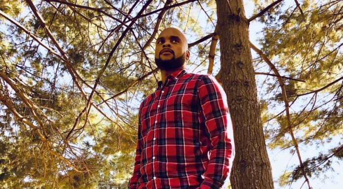 Moe Isaac Heats Things up with ‘The Fader’