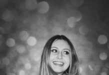 Molly Lovette, Taking The World By Storm