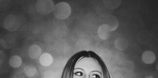 Molly Lovette, Taking The World By Storm