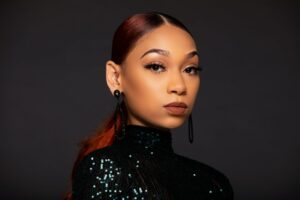 MARIAH. Material Girl