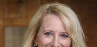 Overcoming Attachment Issues With Behavioral Relationship Expert Tracy Crossley