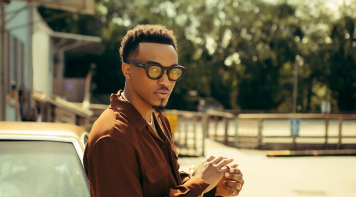 Jonathan McReynolds Is Back With A New Single ‘Your World’