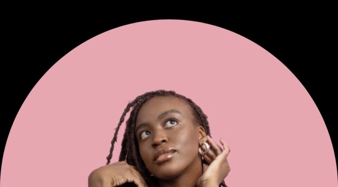 Minti Saves The Planet, One Smile at a Time