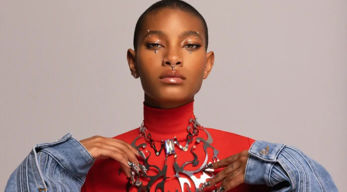 Willow Releases “Split”, A Heartfelt Ballad