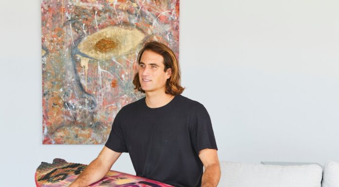 Alex Silver Promotes Ocean Conservation And Positivity in Artwork