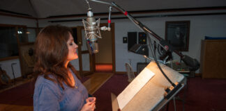 Introducing New Country Singer Amy Jack