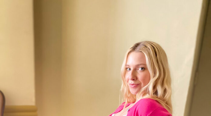 Actress/Producer Elise Luthman On Life in Hollywood