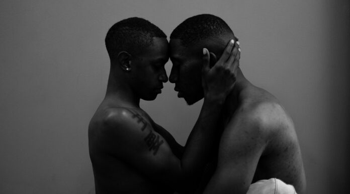 Navigating Couples’ Play: Incorporating Lingerie and Toys into Your Relationship