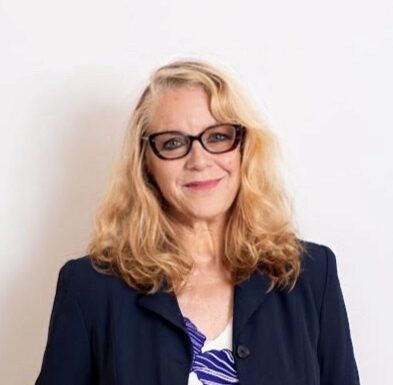 Vicki DeArmon of Sibylline Press Celebrates Female Authors Over Fifty