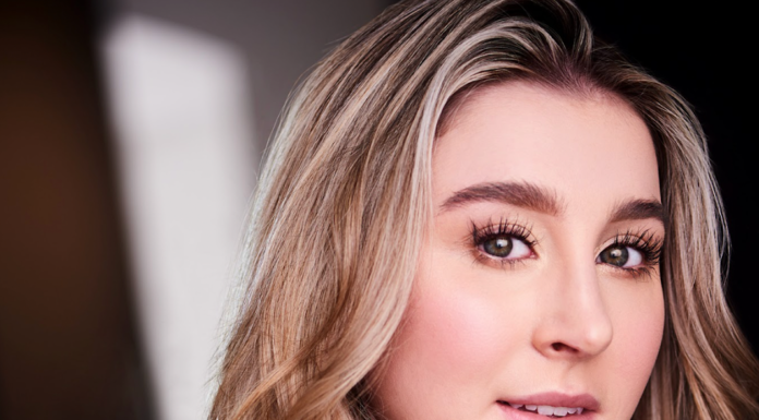 YES Network’s Newest Host – Gracie Cashman Gracie Cashman