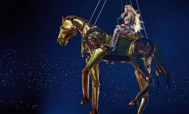 Beyoncé Lights the Stage Ablaze in Atlanta with Jay-Z by Her Side