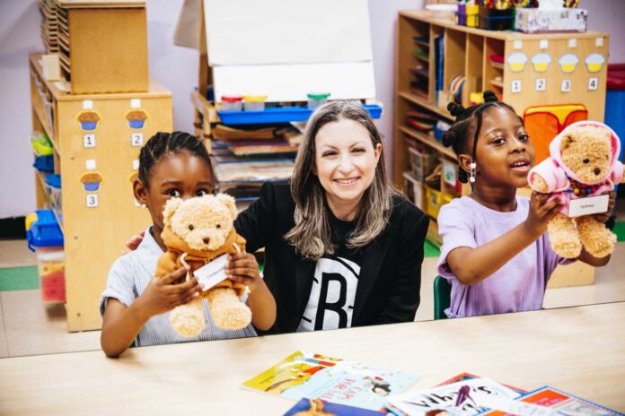 BSE Global Volunteers Enhance Brooklyn Day of Reading